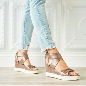 Sofft Sanielle Wedge Sandals in Metallic Taupe